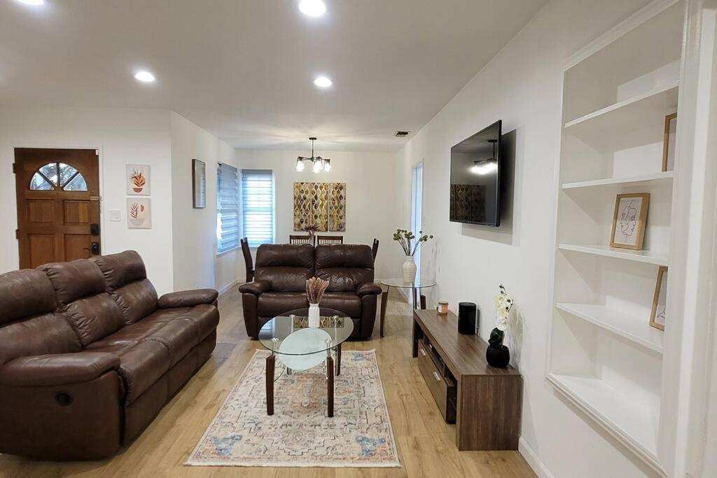 Villa Newly Furnished Pool House Los Angeles Esterno foto