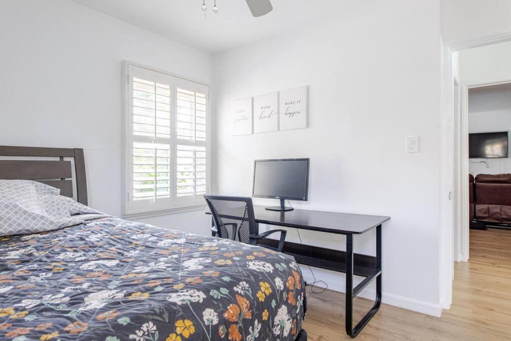 Villa Newly Furnished Pool House Los Angeles Esterno foto