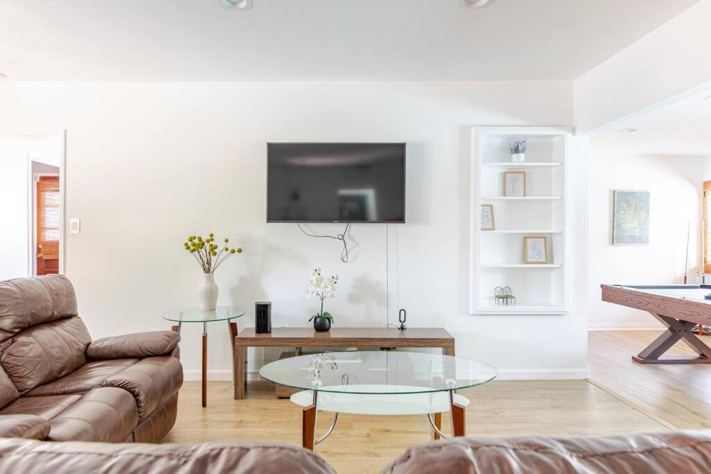 Villa Newly Furnished Pool House Los Angeles Esterno foto
